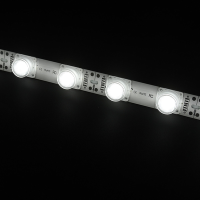5 Jahre zuverlässige Beleuchtung mit einer LED-Lichtleiste mit 18 LEDs pro Meter, erhältlich in 24V- und 12V-Optionen