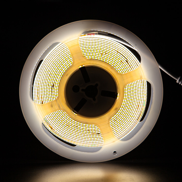 Premium-Led-Streifenrolle 5 Meter-Kopf unter der Schranke Streifenbeleuchtung CRI90 528 LED/m, 1000Lm/m