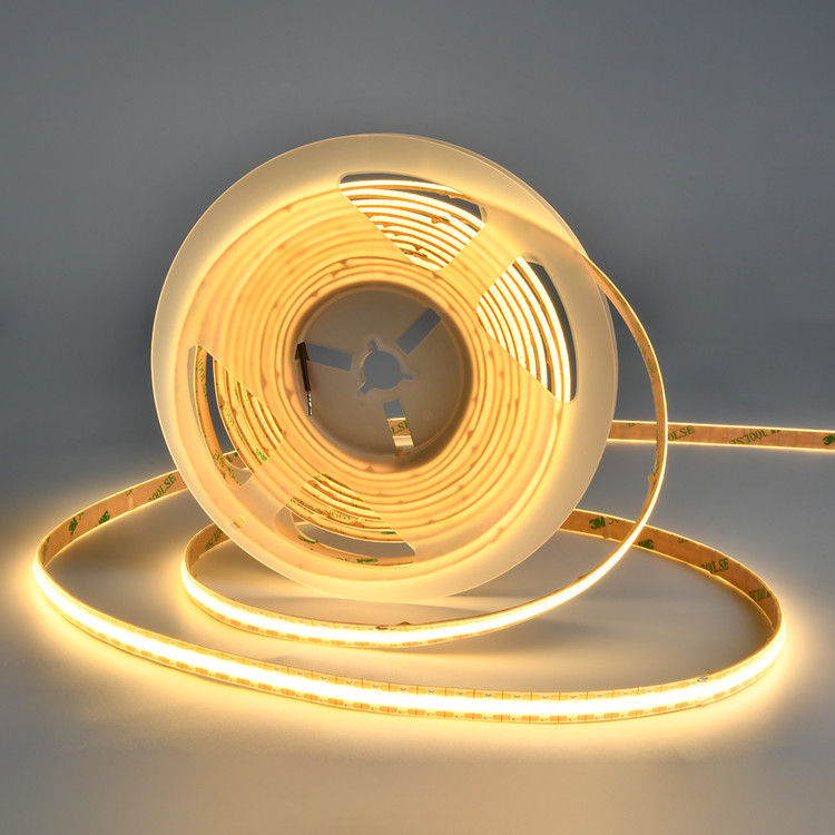 Ausgleich der Spannungsabnahme DC12V 528led/M COB Led-Band mit 3000K Farbtemperatur IP20