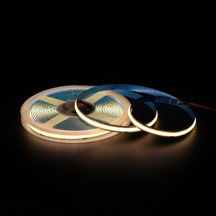 Flexible COB LED Streifenlicht - 24V, 320 LEDs, 3000K Farbtemperatur, 8mm Breite, 3-Jahres Garantie - Adled LED.